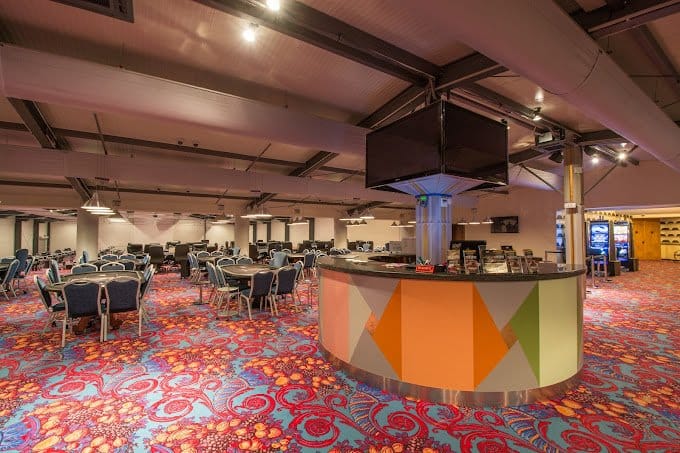 Kings Casino – Let’s Go Poker